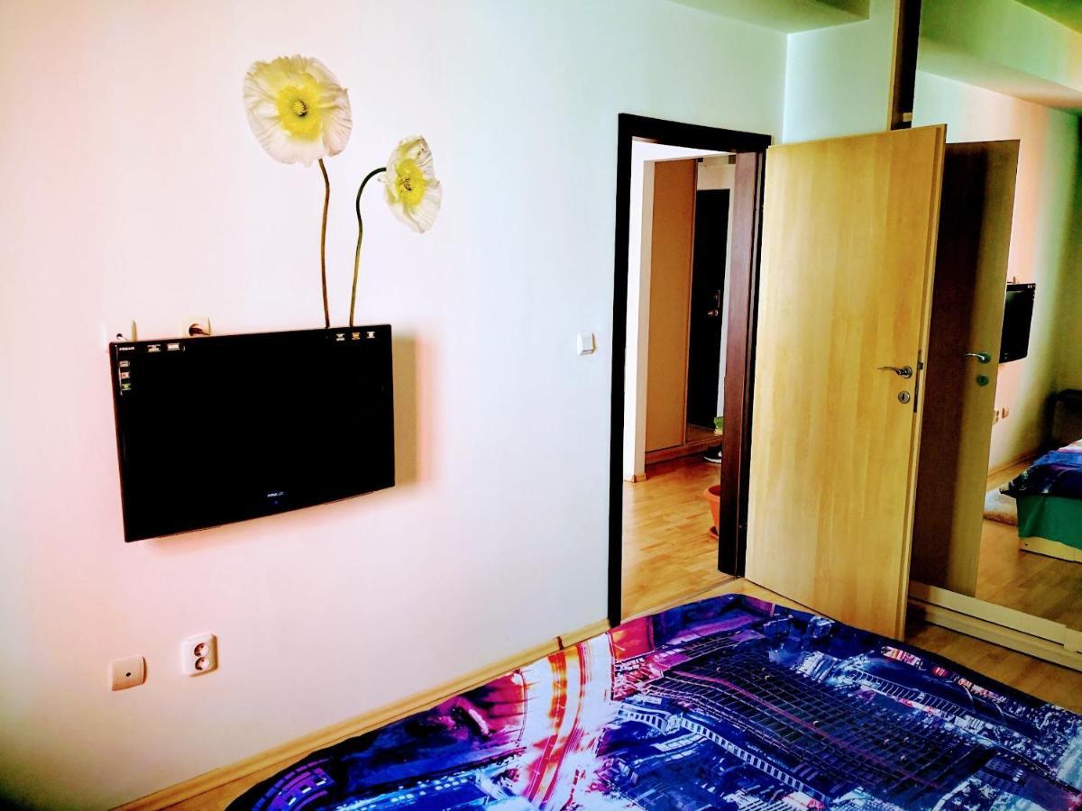 Relaxing & Welcome Apartment, Ared, Uta Arad Kültér fotó